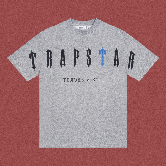 TRAPSTAR Gothic Logo Graphic T-Shirt