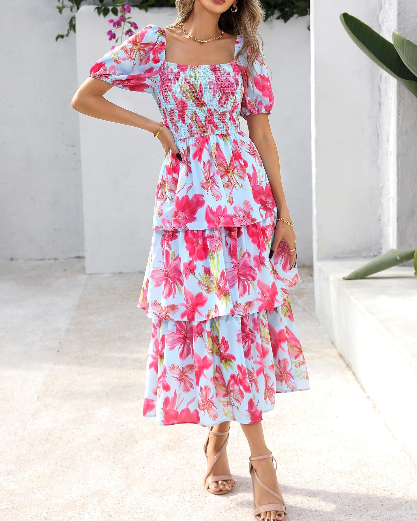 🔥Summer Hot Sale 50% OFF💃Women's Floral Square Neck Puff Short Sleeve Smocked Tiered Dress